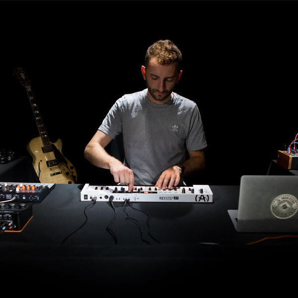 Arturia Keystep 37 Keys Midi Controller And Sequencer Keyboard - White (Key Step)