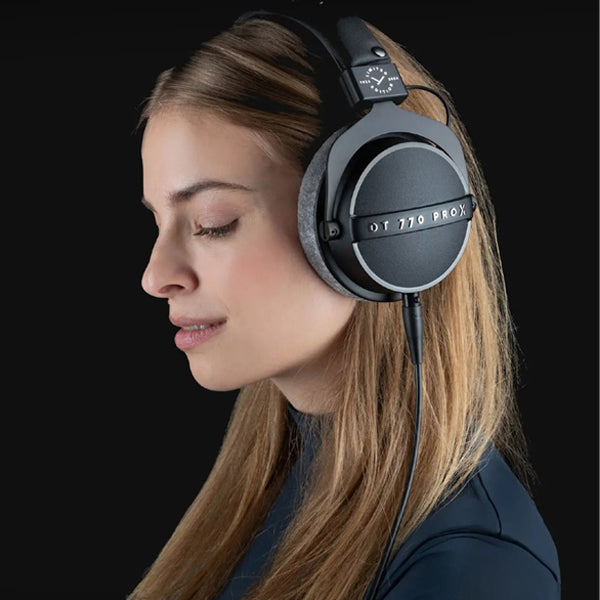 Beyerdynamic DT 770 PRO X Limited Edition 48 Ohm Closed Studio Headphones (DT770 DT 770)