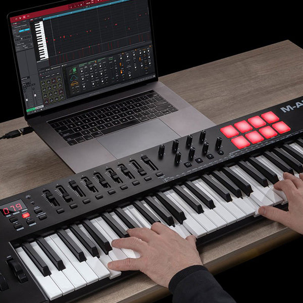 M-Audio Oxygen 61 MKV USB MIDI Keyboard Controller With Pad, Knob and Fader (M Audio)