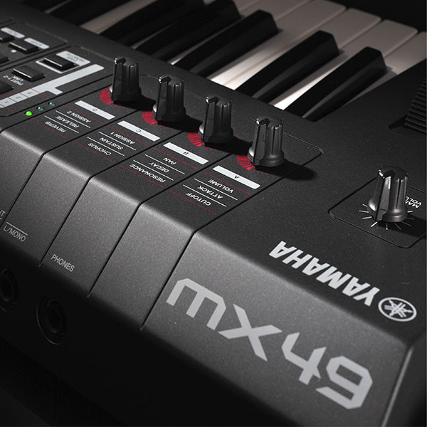 Yamaha MX49 49 Key Keyboard Production Station Complete Package Controller (MX 49)