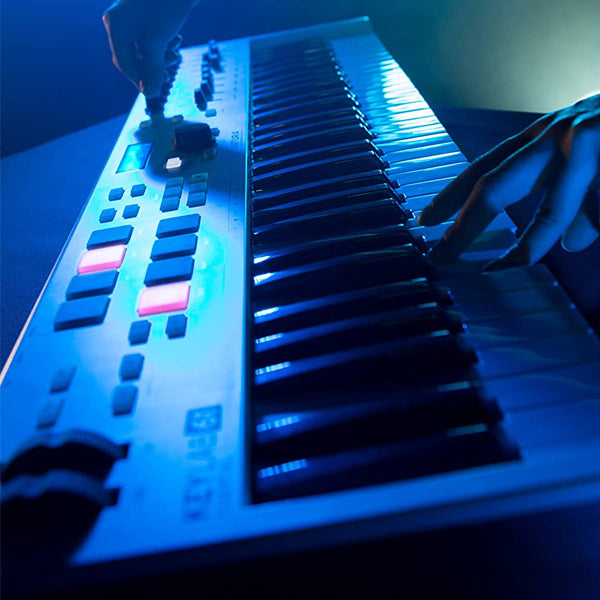 Arturia Keylab Essential 61 Keys Midi Controller Keyboard Mk3 - White (Key Lab)