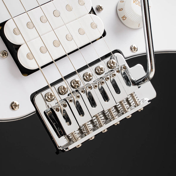 Cort G200SP-BLK Poplar Body HSS Pickup with Tremolo Electric Guitar (G200SP BLK)