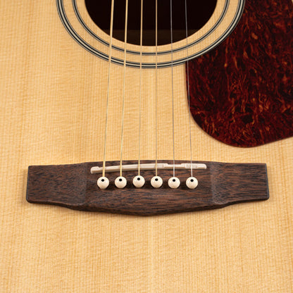 Cort L100C Concert Body Solid Spruce Top with Bag Acoustic Guitar