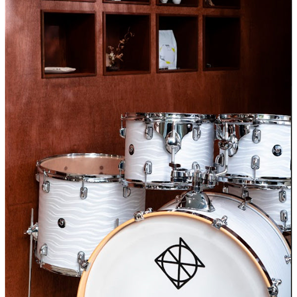 Dixon Spark Birch SPB522WW Drum Set 5 Piece Complete with Hardware Waves White