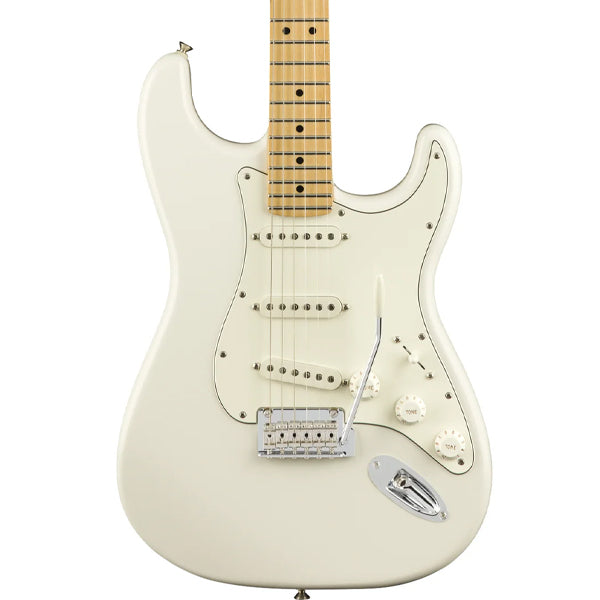 Fender Player Stratocaster Electric Guitar SSS Pickup with Maple Fretboard and Tremolo - Polar White