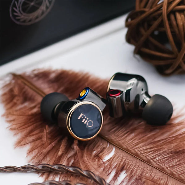 Fiio FD3 Pro Single Dynamic In Ear Monitor Semi Open Design with Interchangeable Sound Tube