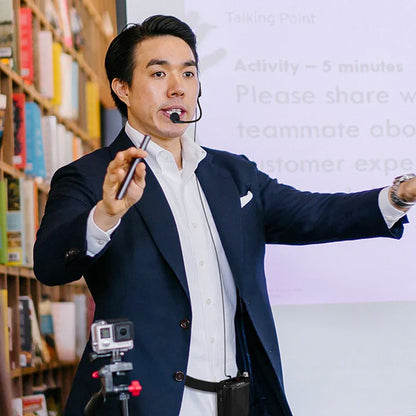 Maono C01 Portable Voice Amplifier Headward Microphone with Speaker and LED Display