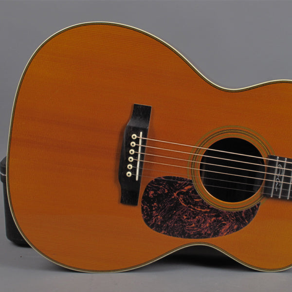 Martin 000-28EC Eric Clapton Spruce Top Acoustic Guitar (00028EC 000 28EC)