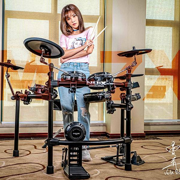 NUX DM-7X 5 Piece Full Mesh Digital Electronic Drum Set Head by Remo with NPA-100 Monitor Amplifier (DM7X NPA100)