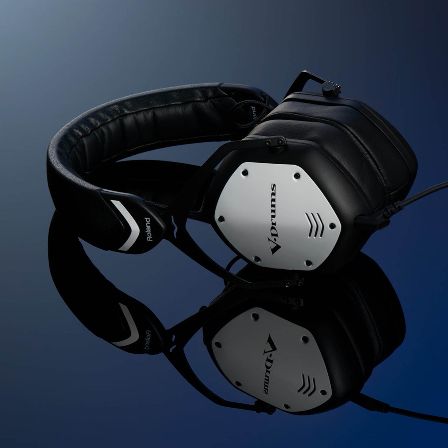 Roland VMH-D1 Over Ear V-Drums V-MODA Wired Headphones with Pouch and Hanger (VMHD1 VMH D1)