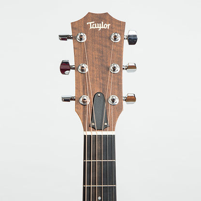 Taylor Guitar Academy 12e Grand Concert Acoustic Electric Guitar with Bag (12 e)