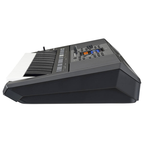 Yamaha PSR-SX720 61 Key Arranger Workstation Keyboard Basic Package (PSR SX720)