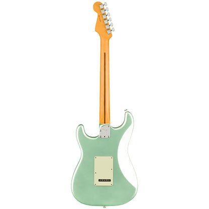 Fender American Professional II Stratocaster Electric Guitar SSS Pickup Alder Body with Maple Fretboard and Tremolo