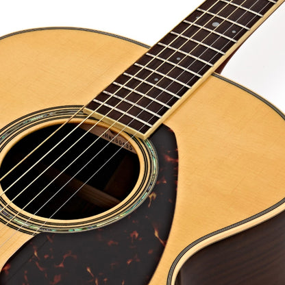 Yamaha LJ6 ARE 41'' Medium Jumbo Solid Spruce Acoustic Electric Guitar With Pickup Natural (LJ 6)
